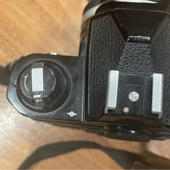 Vintage Nikon FM2 black camera with lens - Picture 9 of 13